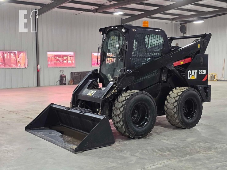 2014-caterpillar-272d-image-1