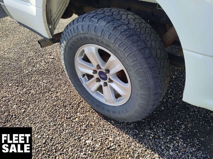 2017-ford-f150-image-14