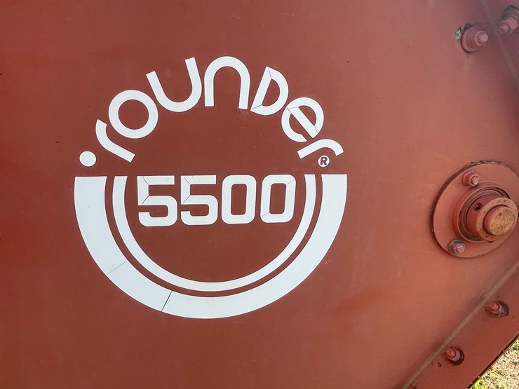 hesston-5500-image-10