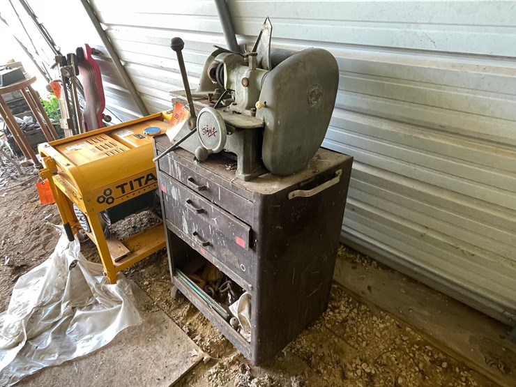 #3329-•-stoux-valve-face-grinding-machine-and-rolling-metal-tool-box-image-2