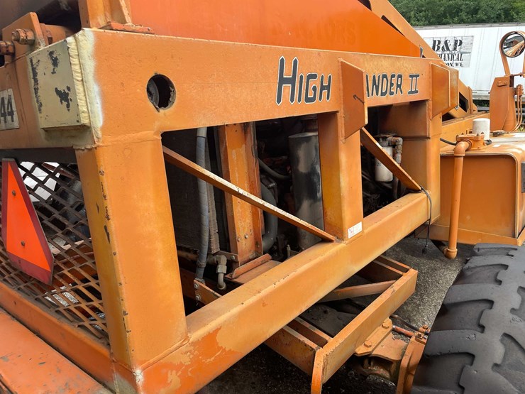 #1100-•-lull-highlander-ii-telehandler-image-29