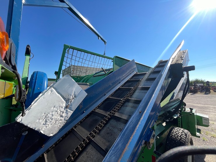 #1003-•-2009-6070-ag-bag-bagger-image-14