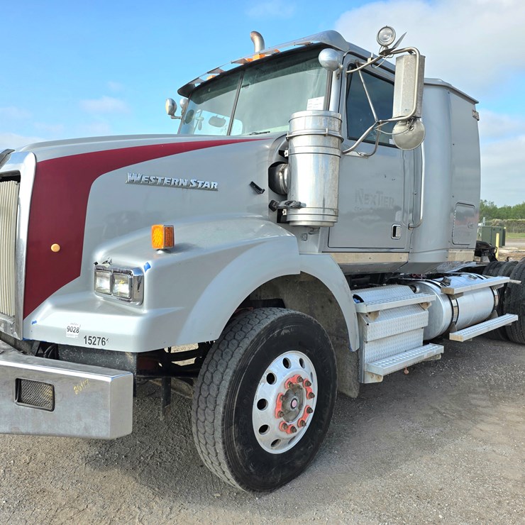 2012 WESTERN STAR 4900SB