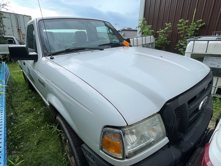 2010-ford-ranger-image-3