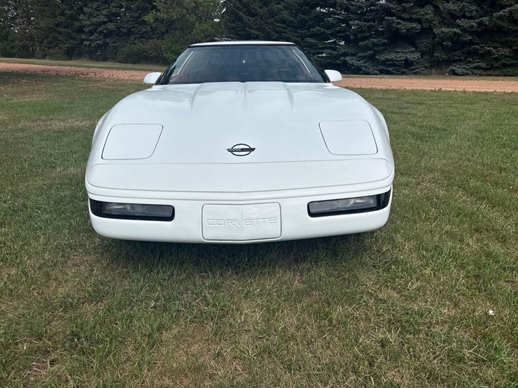1992-chevrolet-corvette-image-7