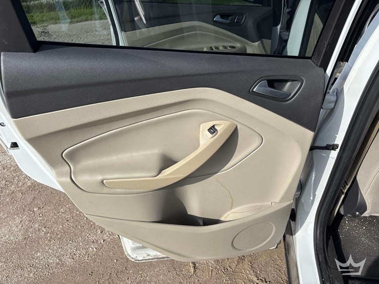 2017-ford-escape-image-21