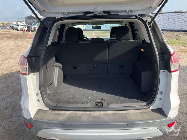 2013-ford-escape-image-22