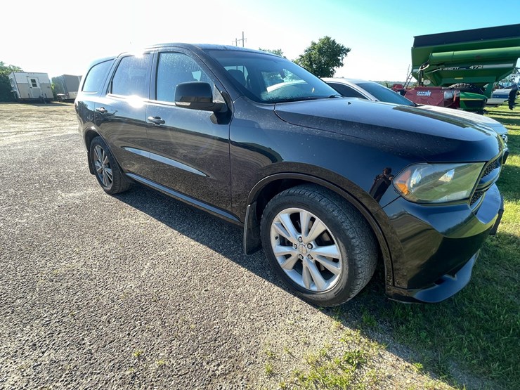 2013-dodge-durango-image-47