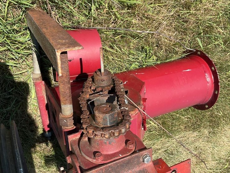 vertical-unload-auger-image-11