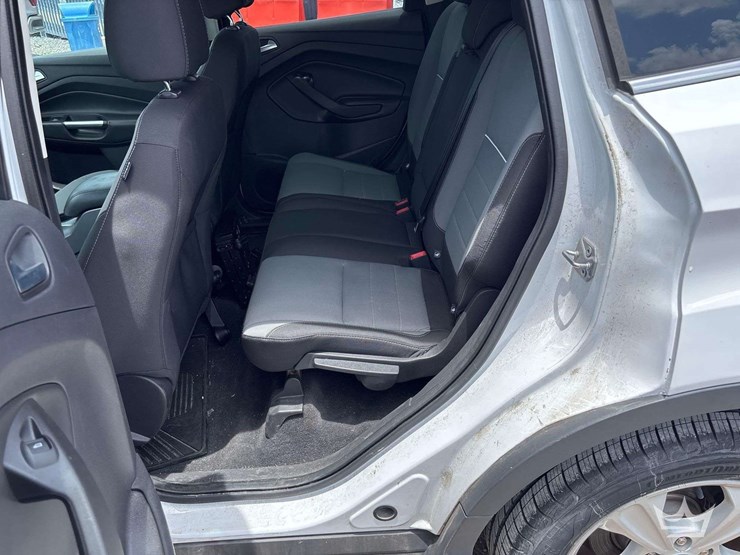 2014-ford-escape-image-21