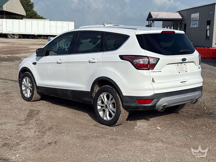 2017-ford-escape-image-4