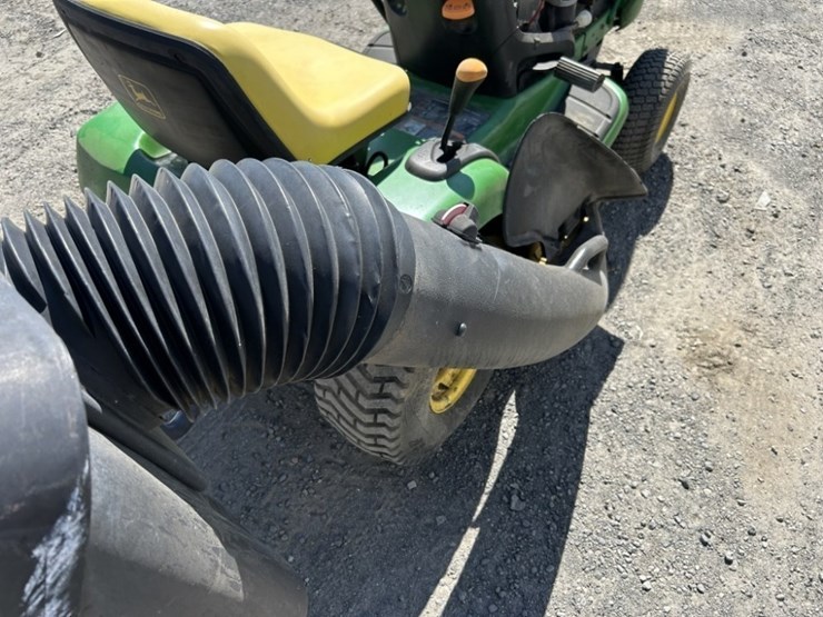 2001-john-deere-lt133-image-16