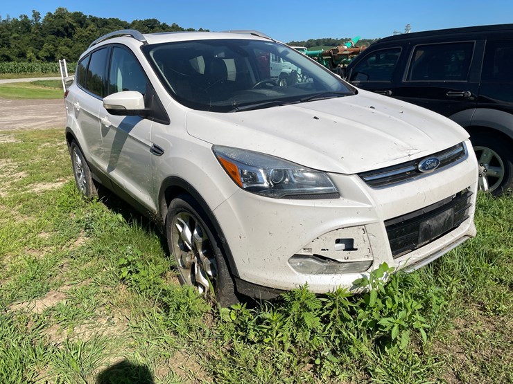 2014-ford-escape-titanium-image-3