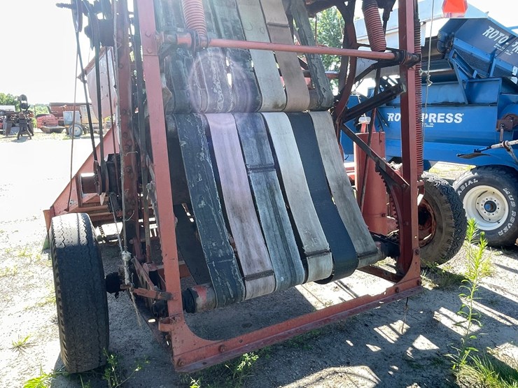 #1025-•-allis-chalmers-10-roto-baler-image-25