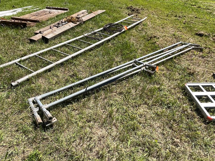 #3230-•-10'-metal-rails-image-3