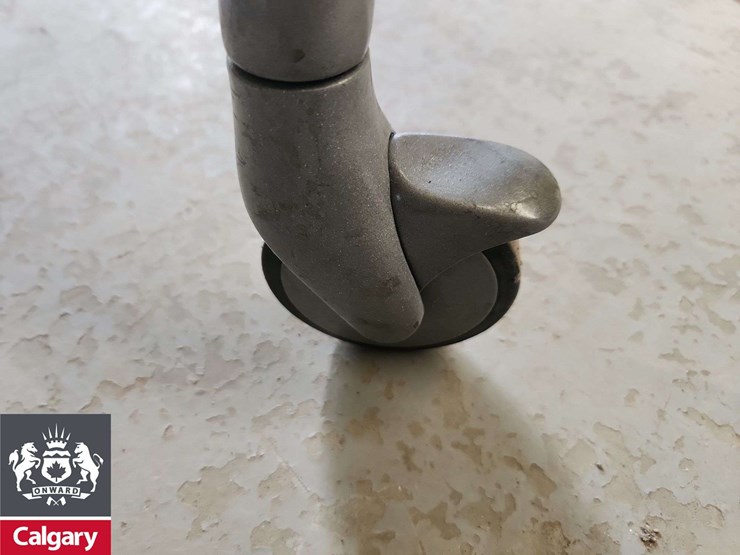 small-rolling-table-image-5