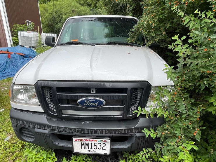 2011-ford-ranger-image-1