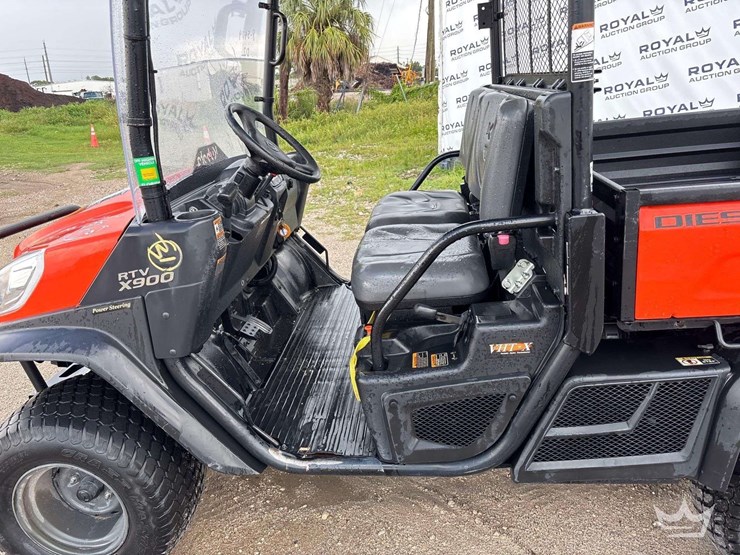 2018-kubota-rtv-x900-image-13