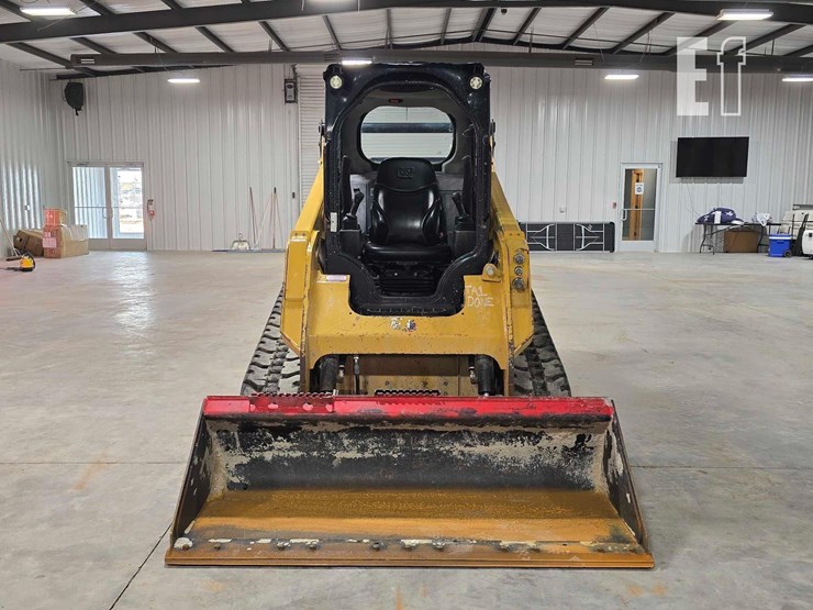 2022-caterpillar-259d3-image-7