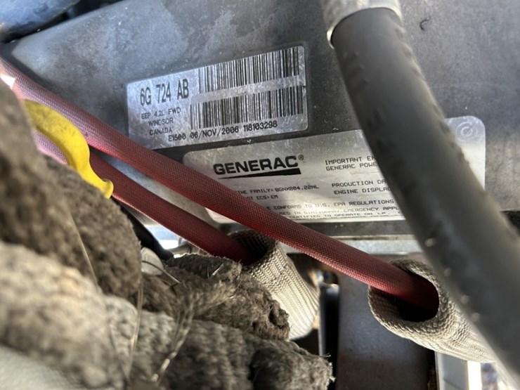 2011-generac-35-kw-image-16