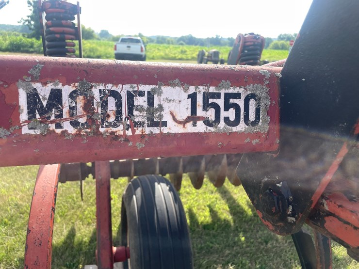 #1032-•-(9)-shank-subsoiler-image-8