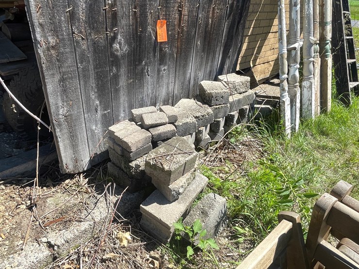 #3237-•-landscaping-bricks-image-3