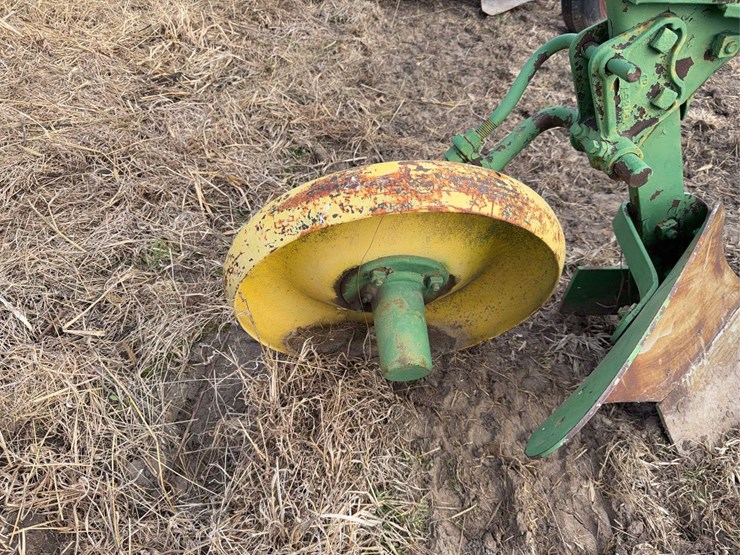 john-deere-no.-44-pull-type-two-bottom-plow-image-14