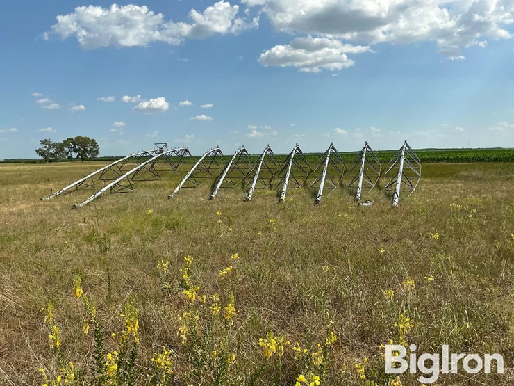 valley-8000-9-tower-pivot-image-6