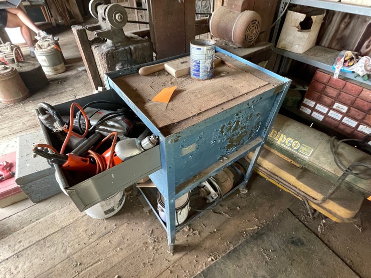 #2330-•-rolling-workbench-with-contents-image-1