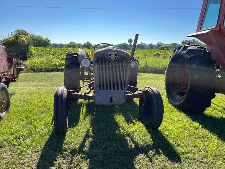 ford-850-image-2