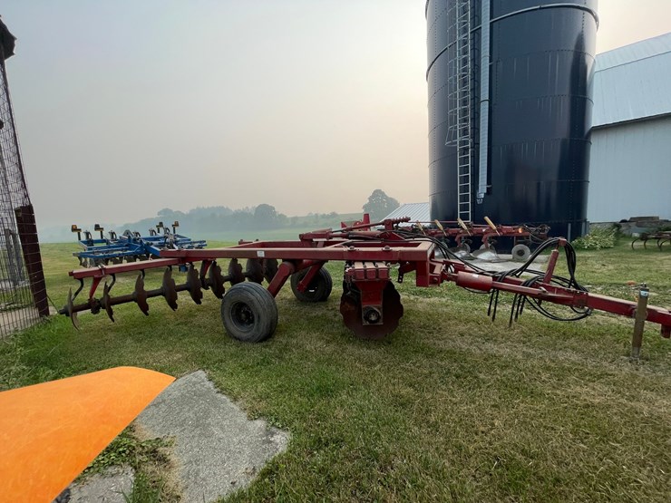 #2262-•-miller-c-series-offset-disk-harrow-image-2