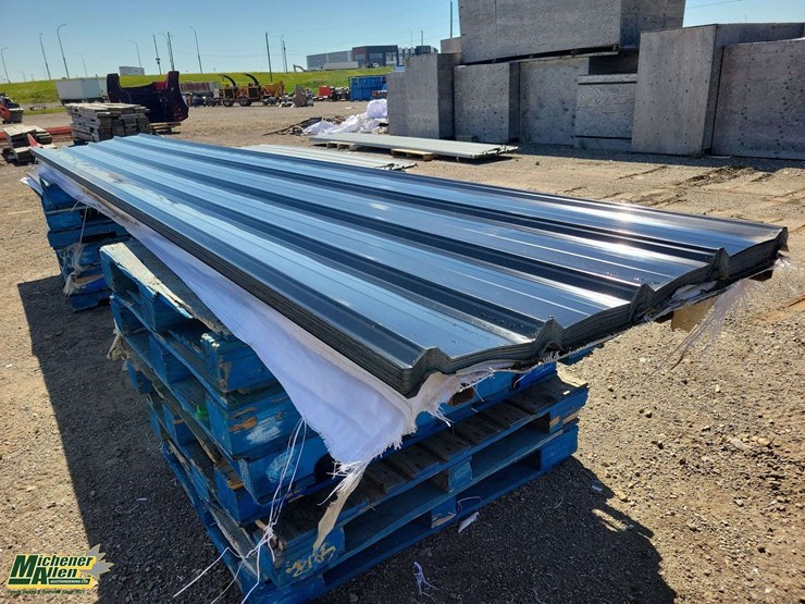 black-metal-siding-18ft-50pc-approximately-image-2