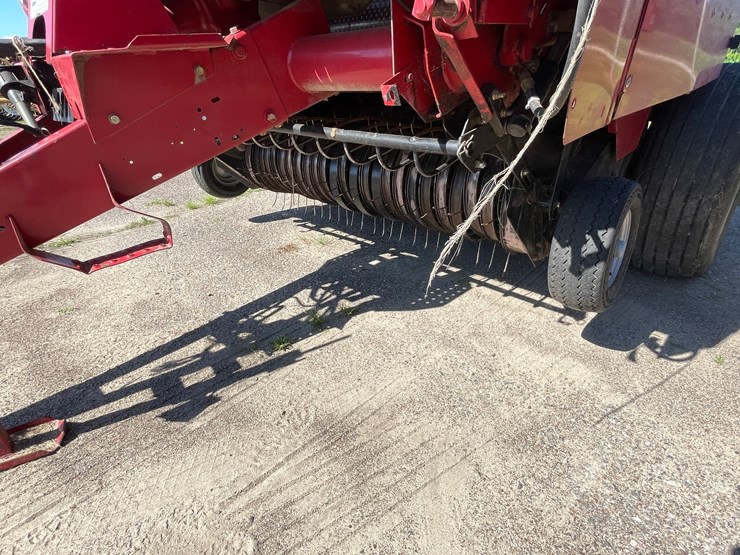 case-ih-rbx561-image-16