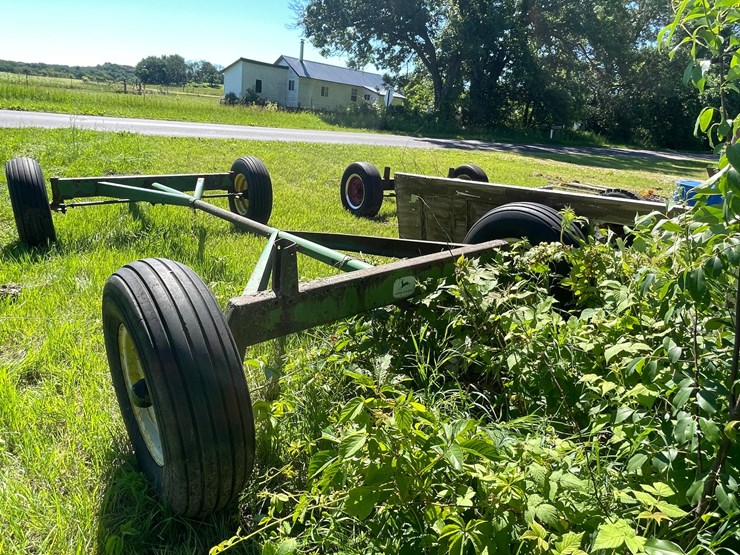 #3222-•-john-deere-running-gear-image-6