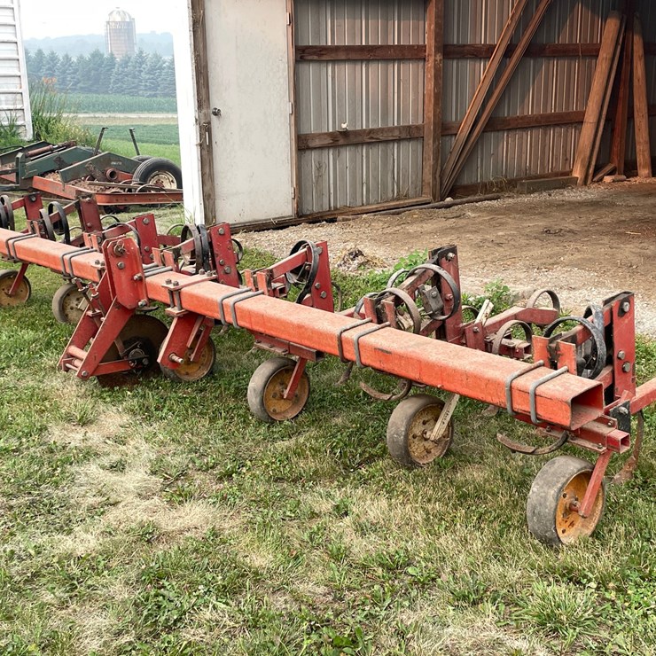 #2256 • Cultivator