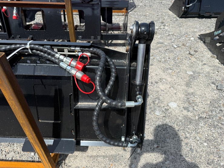 #2007-•-unused-future-kh72-72"-skid-steer-4-in-1-bucket-fdkhd2603203-inv#49447-image-7