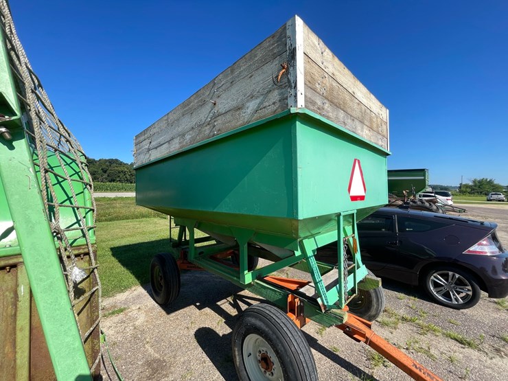 #2085-•-green-gravity-box-image-29