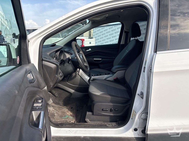 2014-ford-escape-image-12