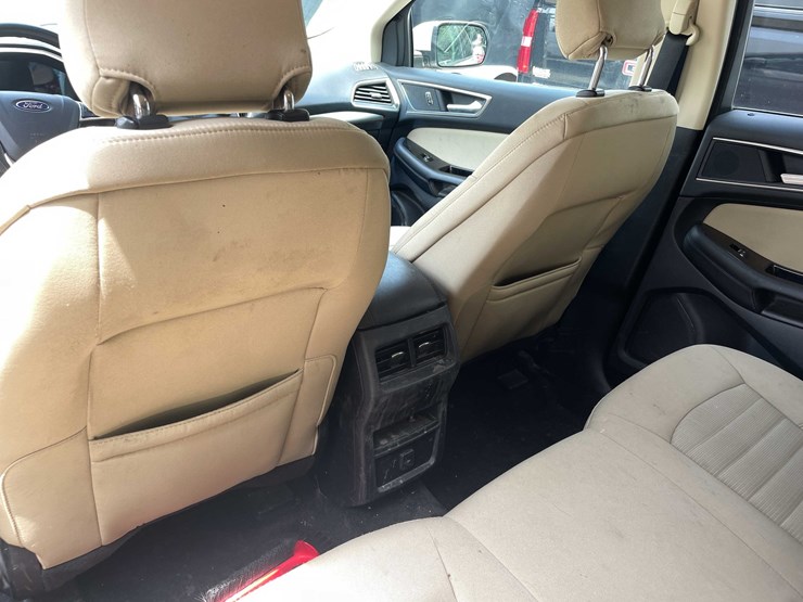 2018-ford-edge-sel-image-52