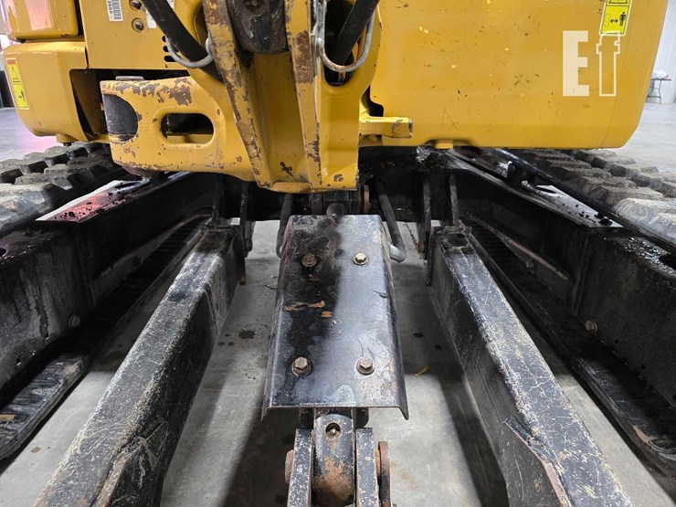2019-caterpillar-303.5e2-cr-image-38