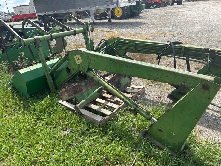 john-deere-158-image-5