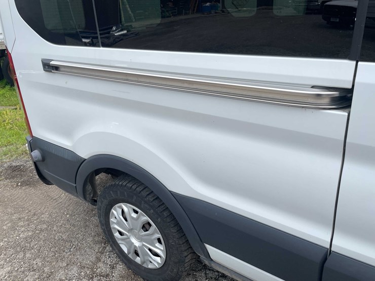 2018-ford-transit-image-23