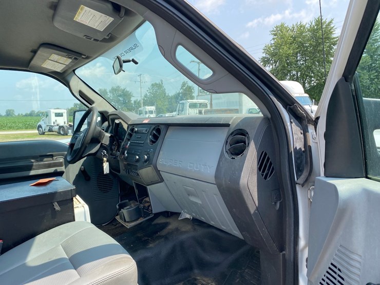 2012-ford-f450-image-13