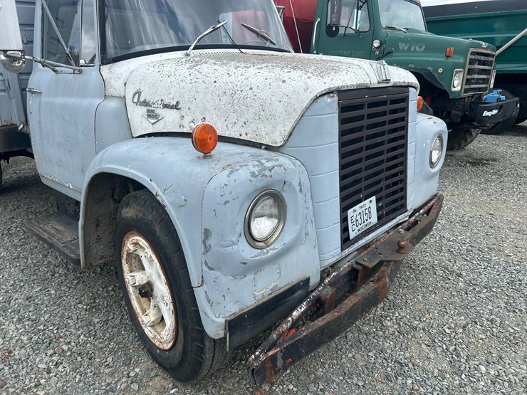 1968-international-loadstar-image-16