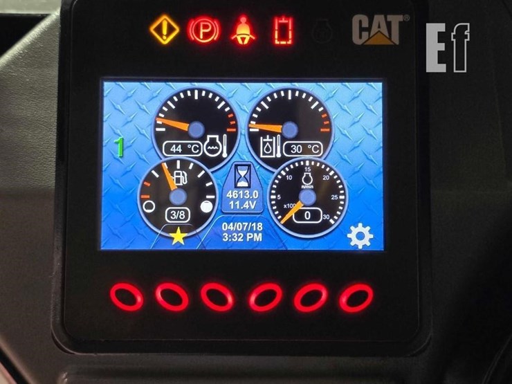 2018-caterpillar-226d-image-21