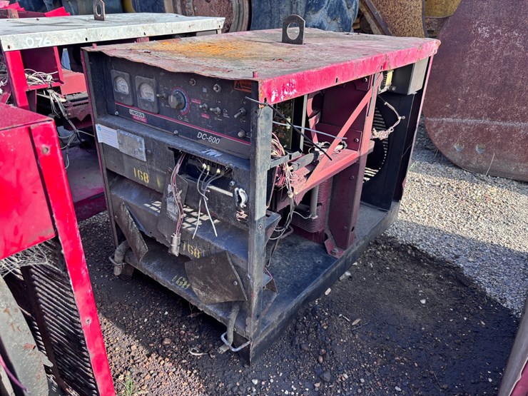 #39076-•-lincoln-electric-dc-600-welding-machine-|-for-parts/repairs-image-1