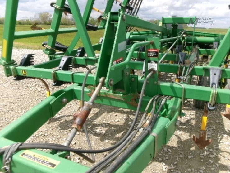 2001-john-deere-980-image-18