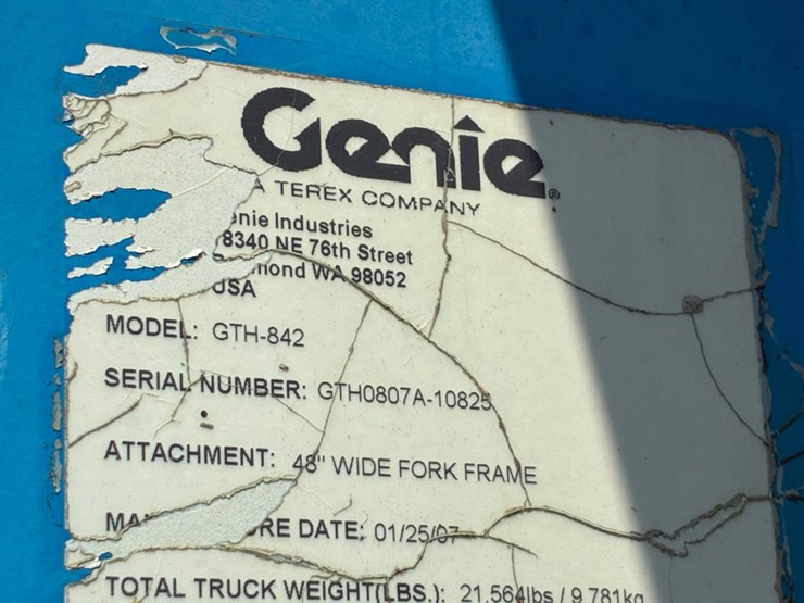 2007-genie-gth842-image-6