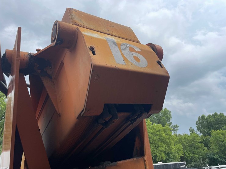 #1100-•-lull-highlander-ii-telehandler-image-36