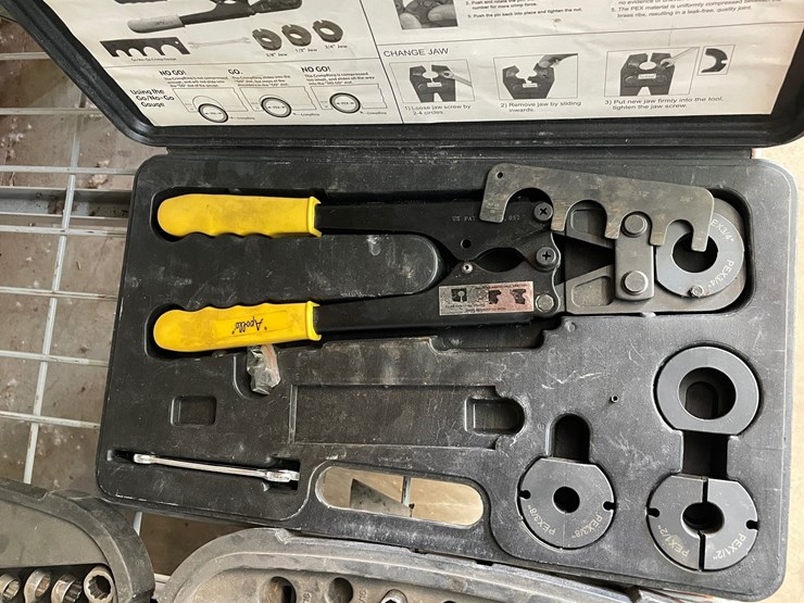 #4037-•-(2)-tool-sets-image-7